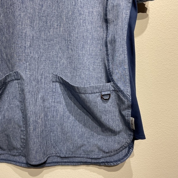 Ava Therese Size L Blue Scrubs Uniform Shirt Like New Condition - Picture 7 of 9